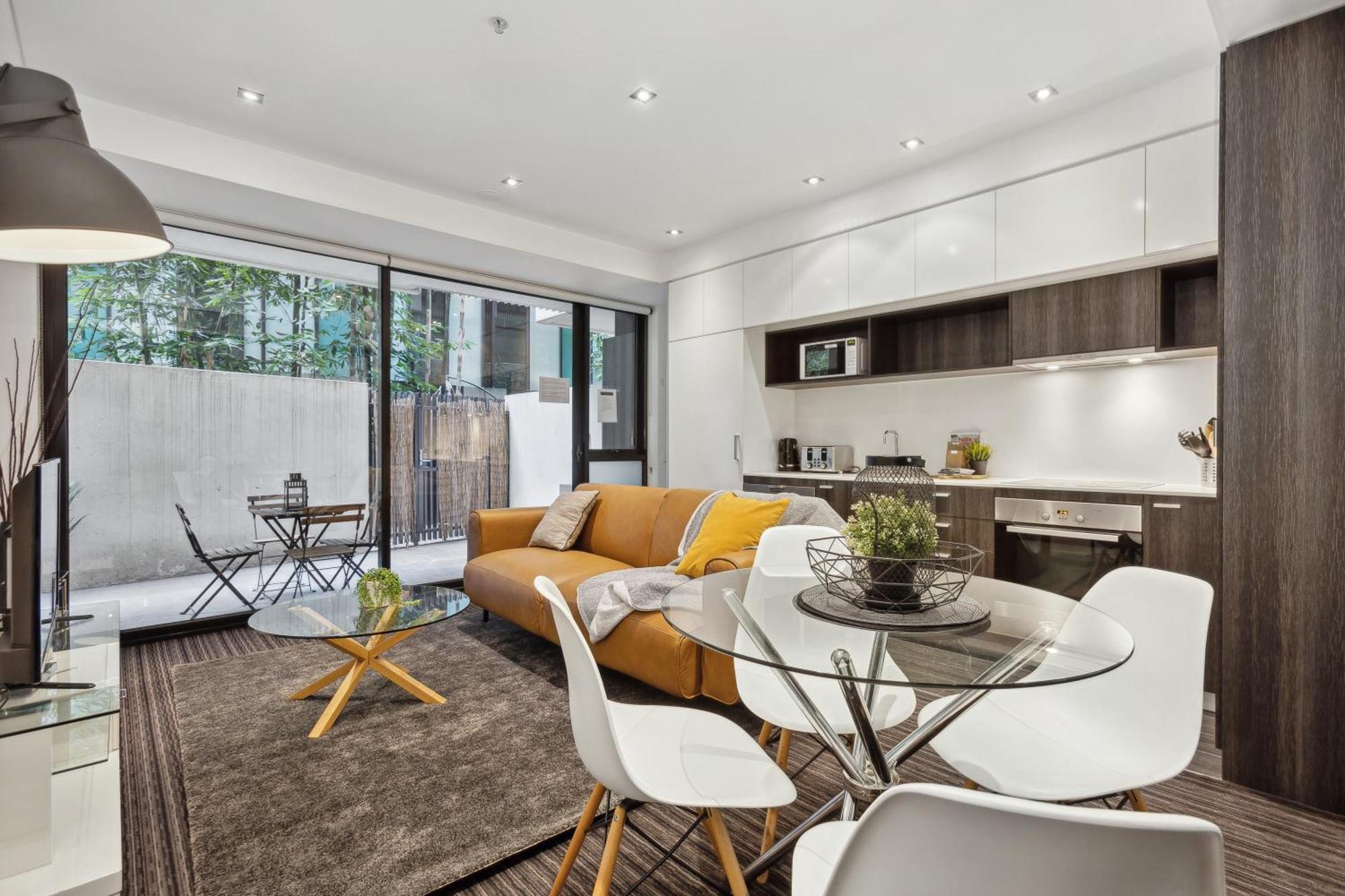 Complete Host Halo Apartments Melbourne Ruang foto