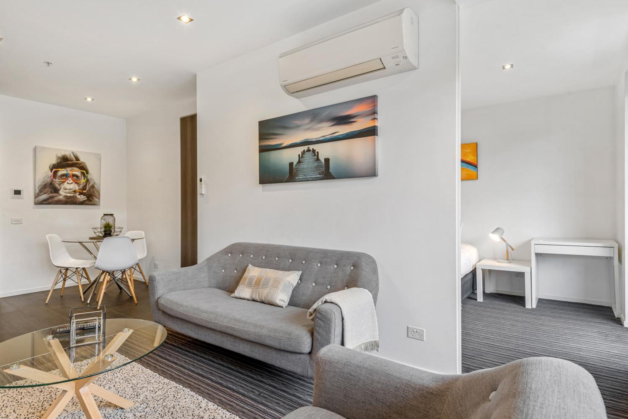 Complete Host Halo Apartments Melbourne Ruang foto