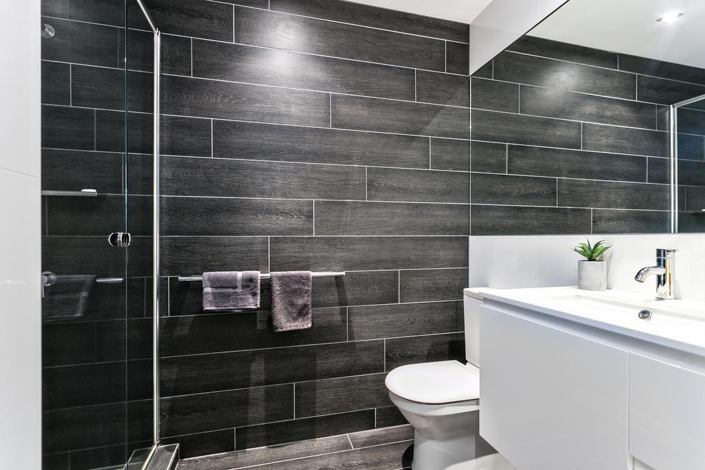 Complete Host Halo Apartments Melbourne Bagian luar foto