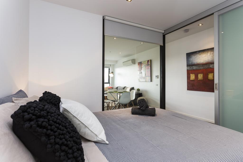 Complete Host Fitzroy St Apartments Melbourne Ruang foto