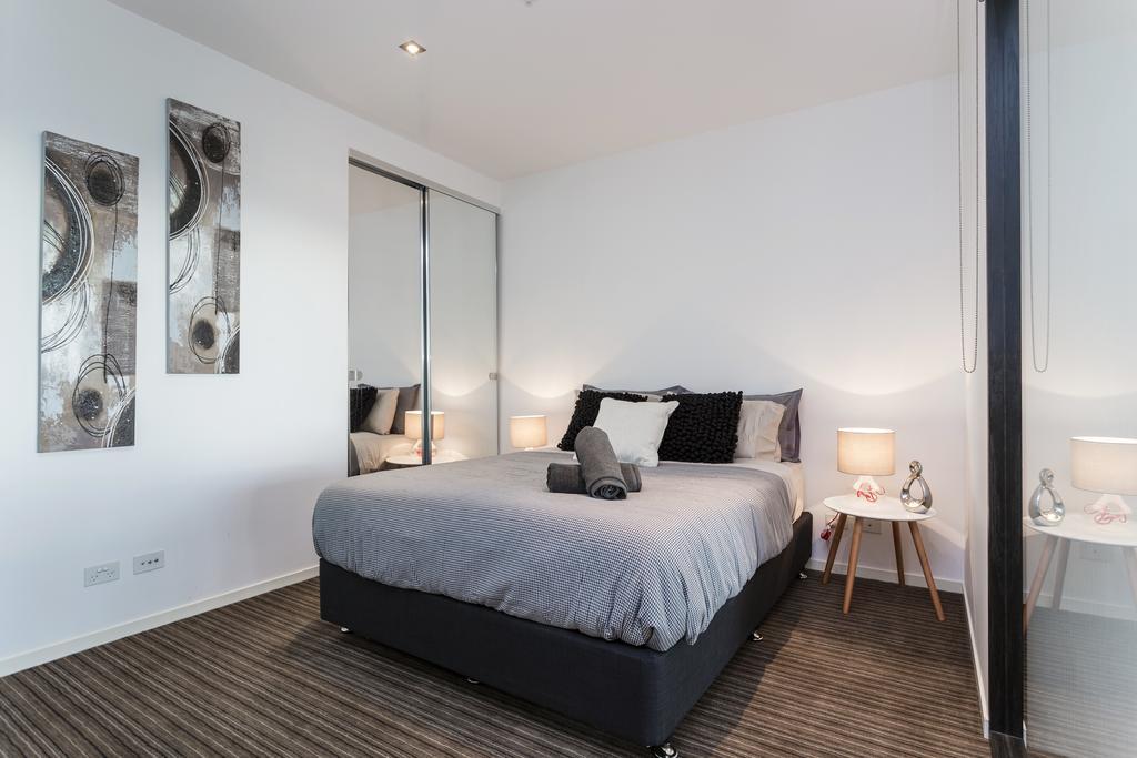 Complete Host Fitzroy St Apartments Melbourne Ruang foto