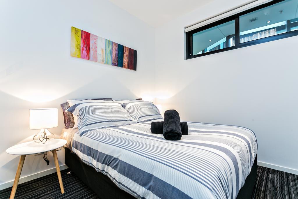 Complete Host Fitzroy St Apartments Melbourne Ruang foto